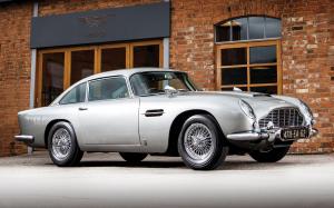 Aston Martin DB5 Bond Car 1965 года